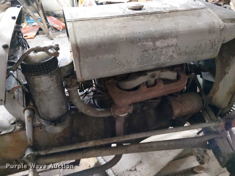 image for item EE5210 1950 Ferguson TO20 tractor