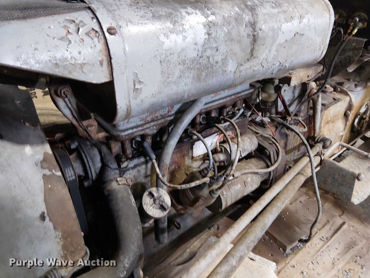 image for item EE5210 1950 Ferguson TO20 tractor