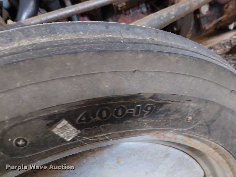 image for item EE5210 1950 Ferguson TO20 tractor