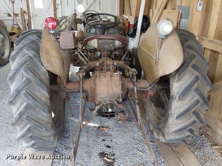 image for item EE5211 1951 Ferguson TO20 tractor