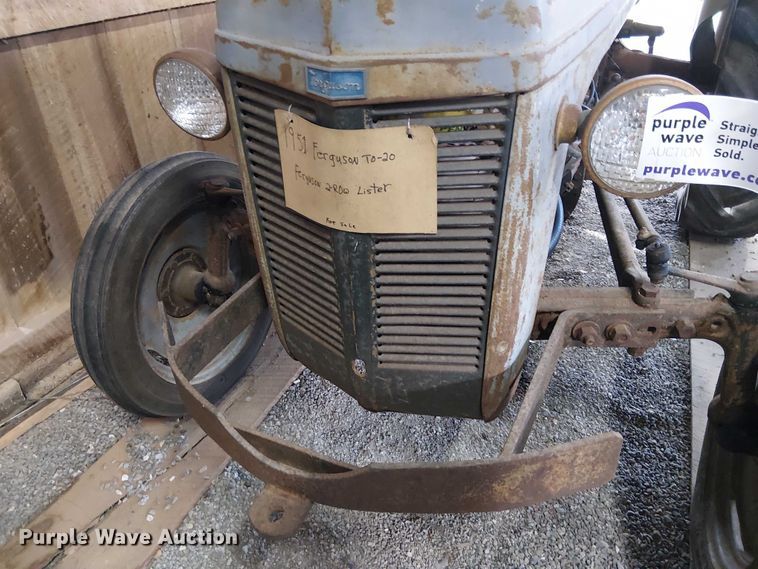 image for item EE5211 1951 Ferguson TO20 tractor