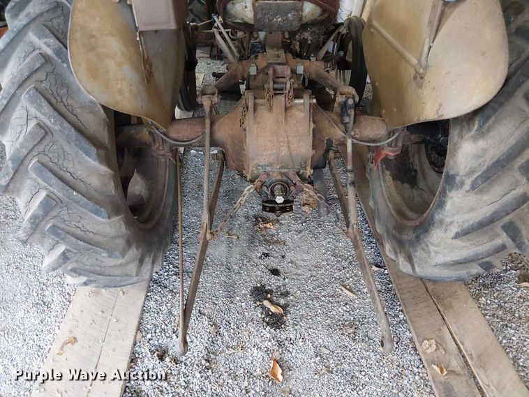 image for item EE5211 1951 Ferguson TO20 tractor