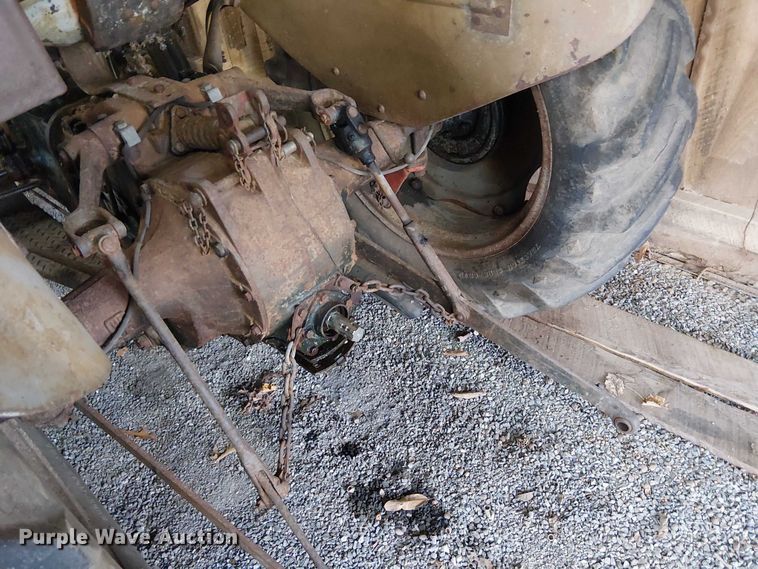 image for item EE5211 1951 Ferguson TO20 tractor