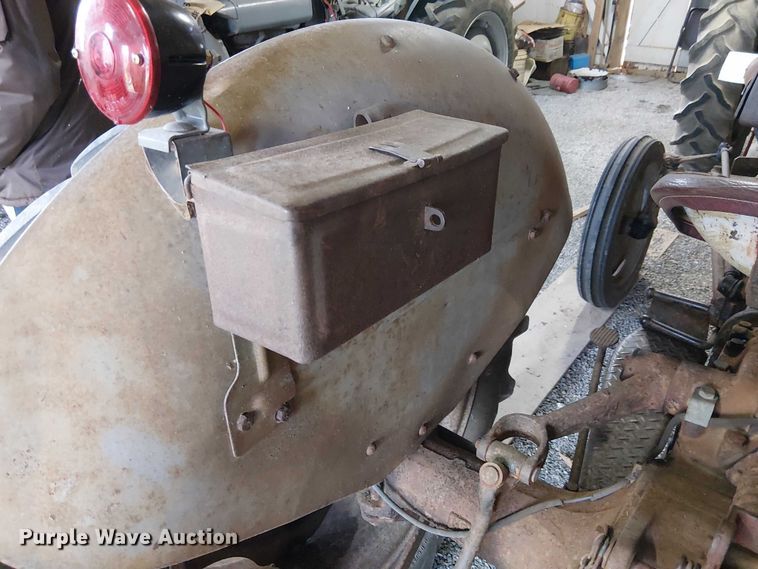 image for item EE5211 1951 Ferguson TO20 tractor