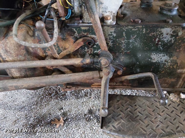 image for item EE5211 1951 Ferguson TO20 tractor
