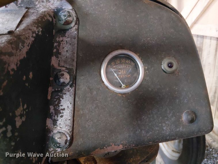 image for item EE5211 1951 Ferguson TO20 tractor