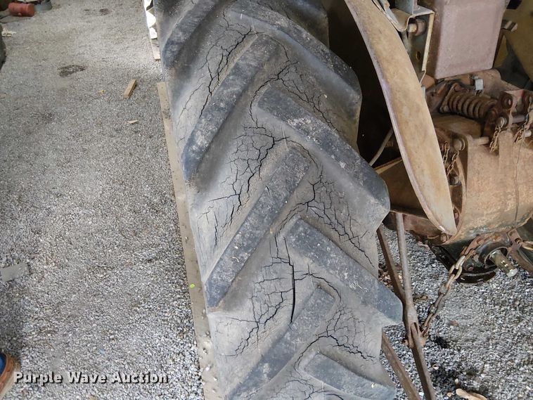 image for item EE5211 1951 Ferguson TO20 tractor