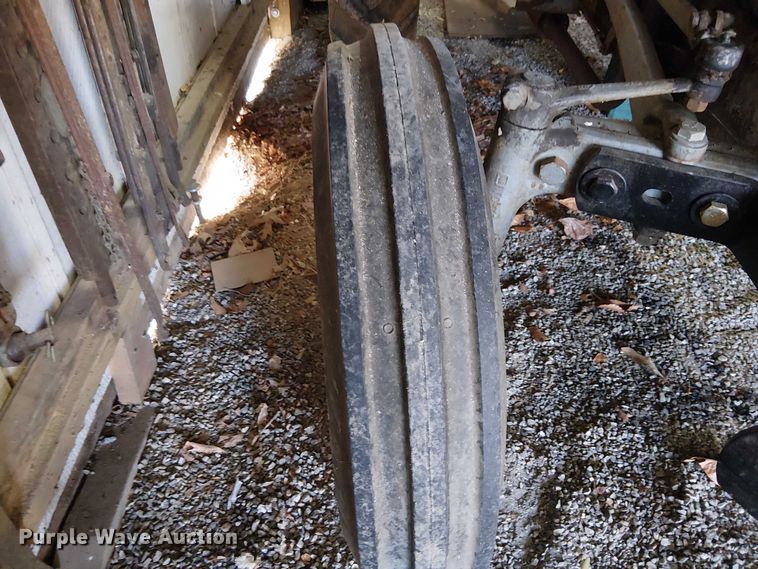 image for item EE5212 1950 Ferguson T020 tractor