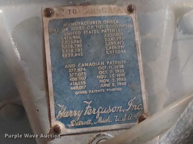image for item EE5212 1950 Ferguson T020 tractor