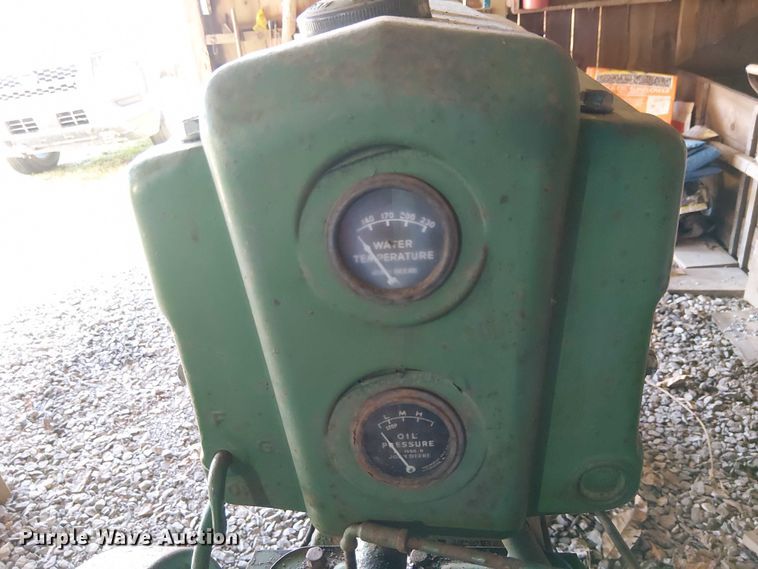 image for item EE7972 John Deere H tractor