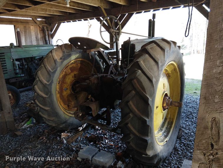 image for item EE7974 John Deere Model B tractor