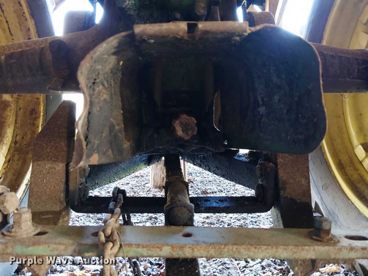 image for item EE7974 John Deere Model B tractor