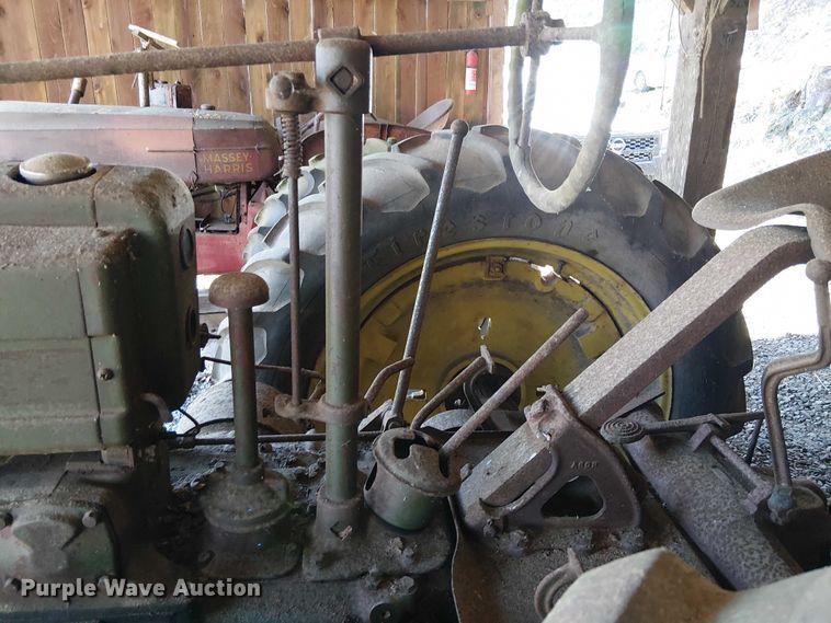 image for item EE7974 John Deere Model B tractor