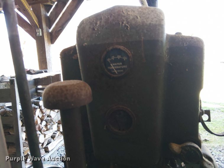 image for item EE7974 John Deere Model B tractor