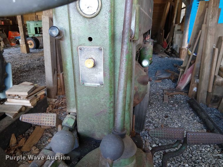 image for item EE7975 John Deere MT tractor