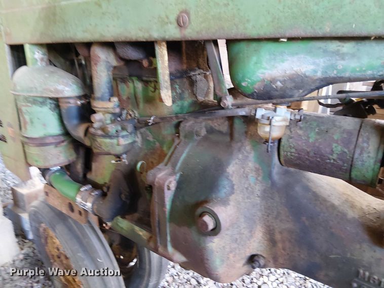 image for item EE7975 John Deere MT tractor
