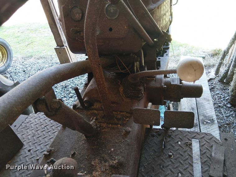 image for item EE7976 Massey Harris 30 tractor