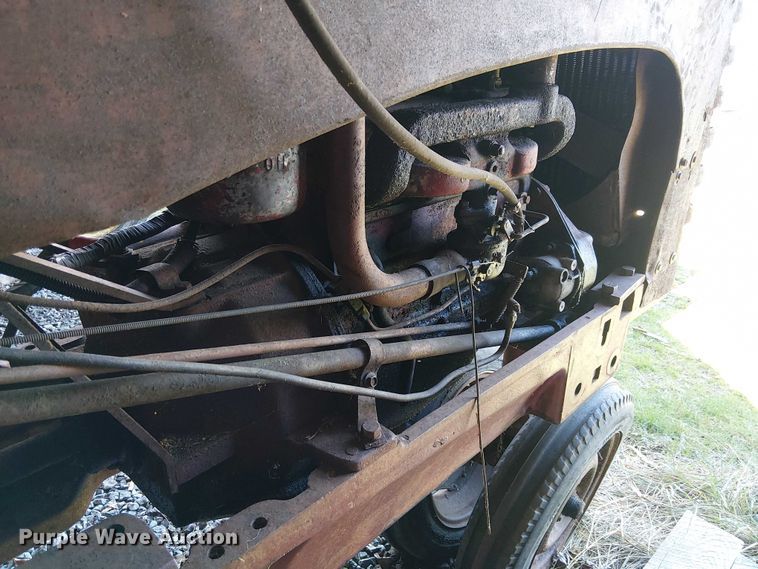 image for item EE7976 Massey Harris 30 tractor