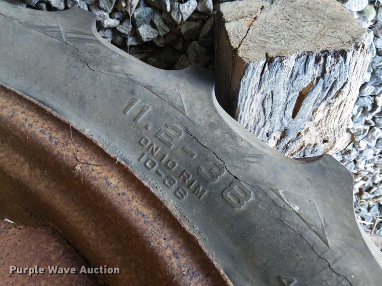 image for item EE7976 Massey Harris 30 tractor