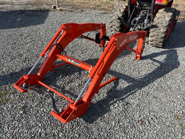 image for item EF1016 2022 Kubota L3902HST MFWD tractor