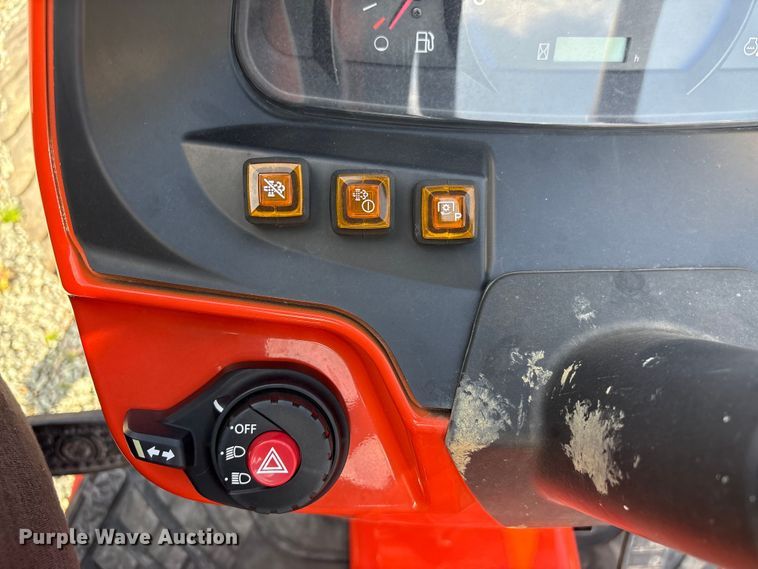 image for item EF1016 2022 Kubota L3902HST MFWD tractor