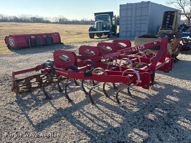 image for item EI5773 Kongskilde 0111 field cultivator