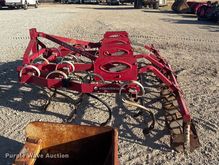 image for item EI5773 Kongskilde 0111 field cultivator