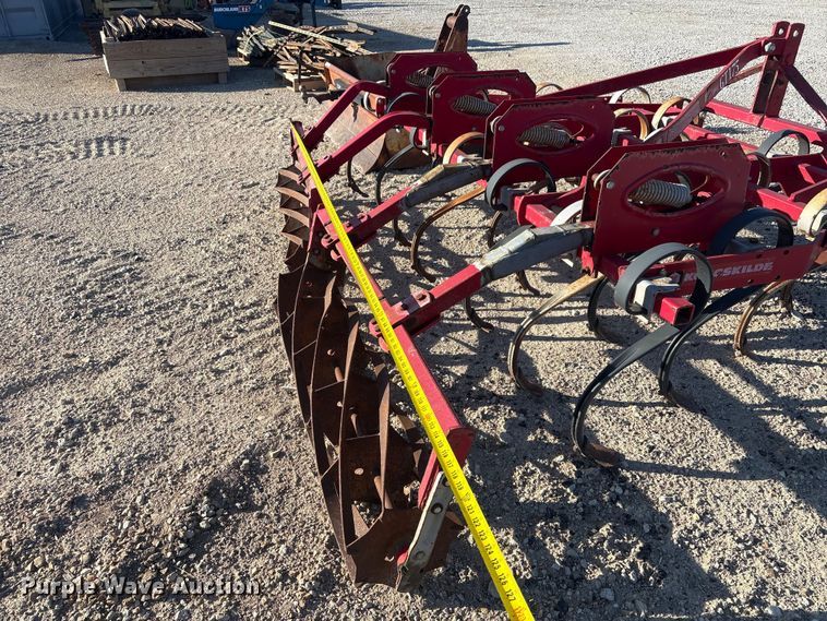 image for item EI5773 Kongskilde 0111 field cultivator
