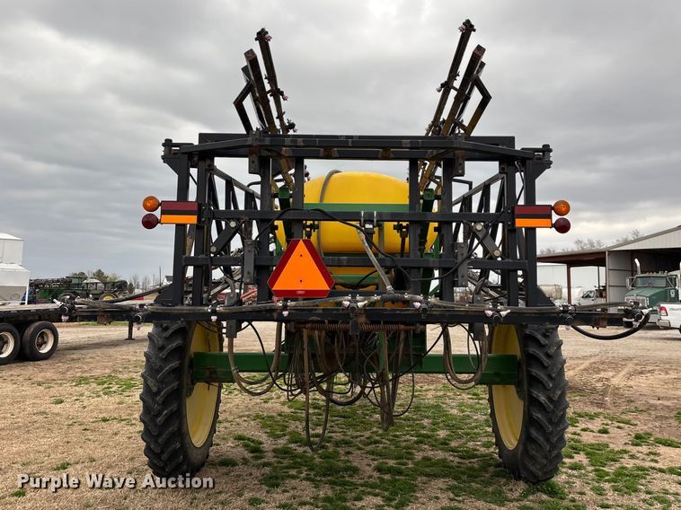 image for item EO4010 Redball 670 sprayer