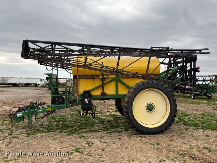 image for item EO4010 Redball 670 sprayer