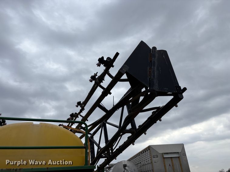 image for item EO4010 Redball 670 sprayer