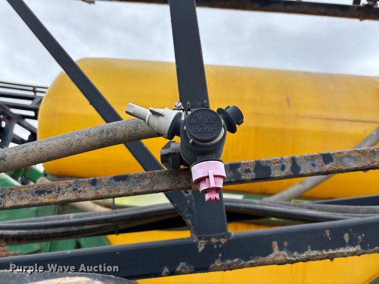 image for item EO4010 Redball 670 sprayer