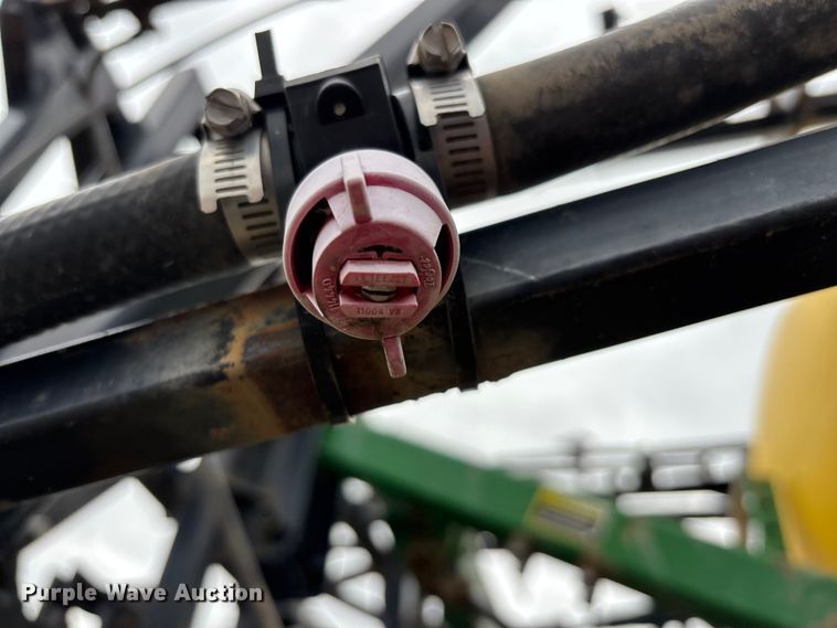 image for item EO4010 Redball 670 sprayer