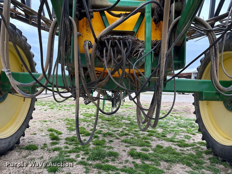 image for item EO4010 Redball 670 sprayer