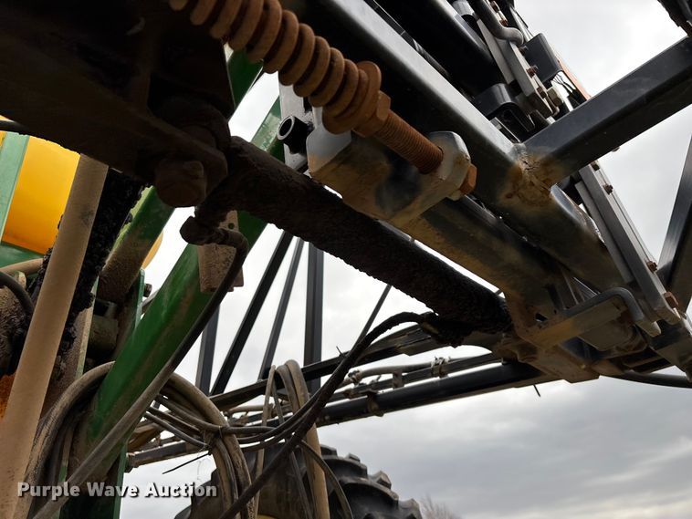 image for item EO4010 Redball 670 sprayer