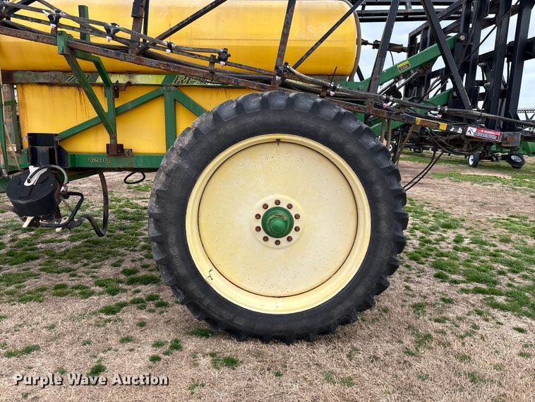 image for item EO4010 Redball 670 sprayer