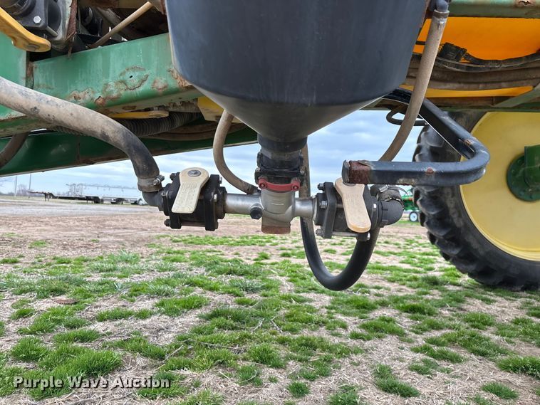 image for item EO4010 Redball 670 sprayer