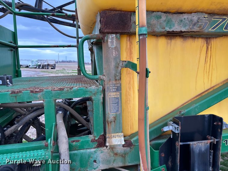 image for item EO4010 Redball 670 sprayer