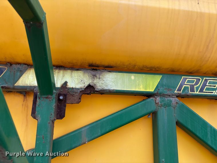 image for item EO4010 Redball 670 sprayer