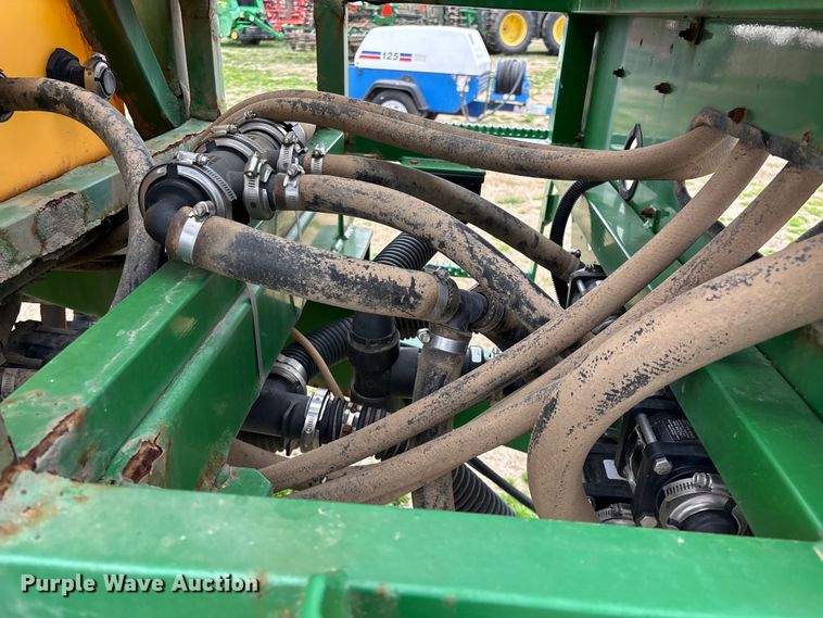 image for item EO4010 Redball 670 sprayer