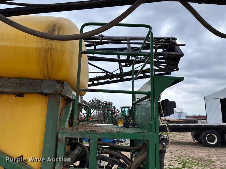 image for item EO4010 Redball 670 sprayer