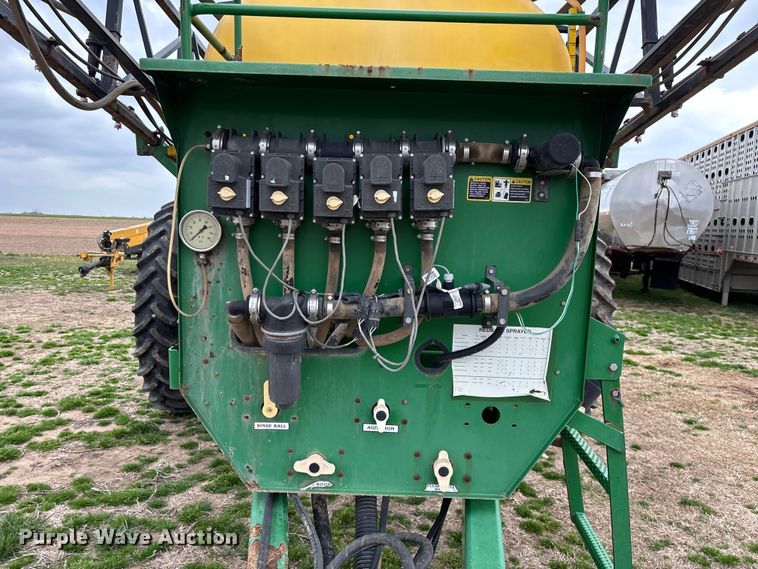 image for item EO4010 Redball 670 sprayer