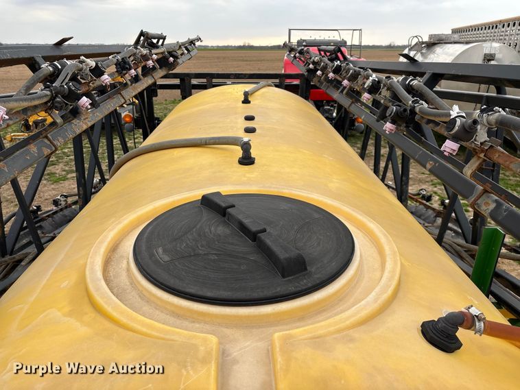 image for item EO4010 Redball 670 sprayer