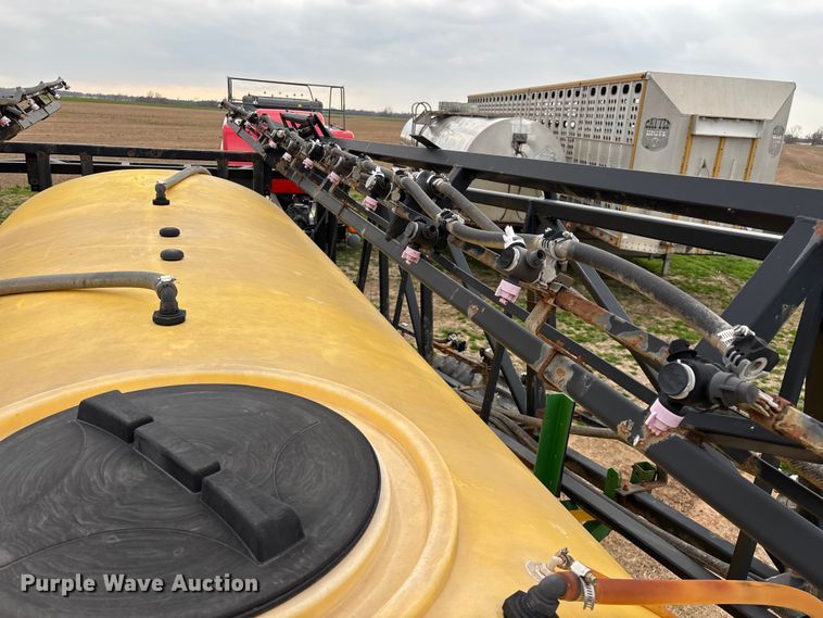 image for item EO4010 Redball 670 sprayer