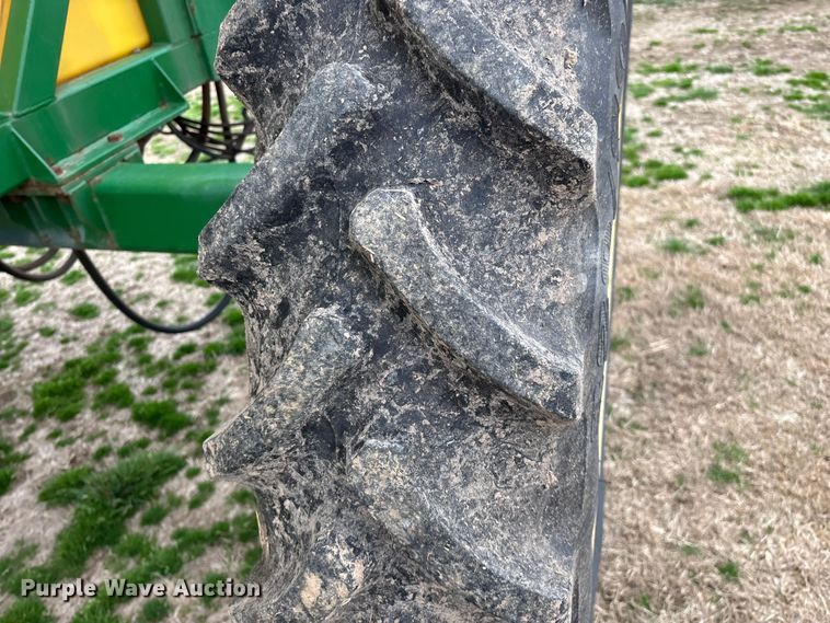 image for item EO4010 Redball 670 sprayer