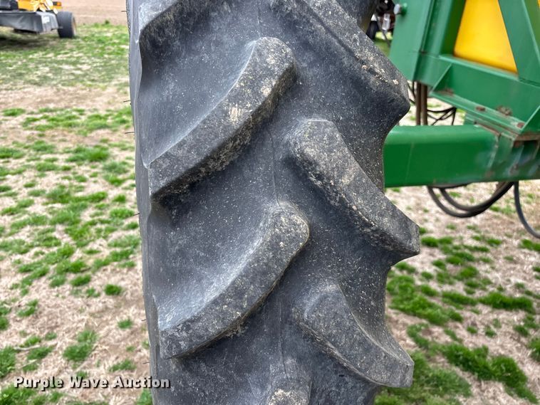 image for item EO4010 Redball 670 sprayer