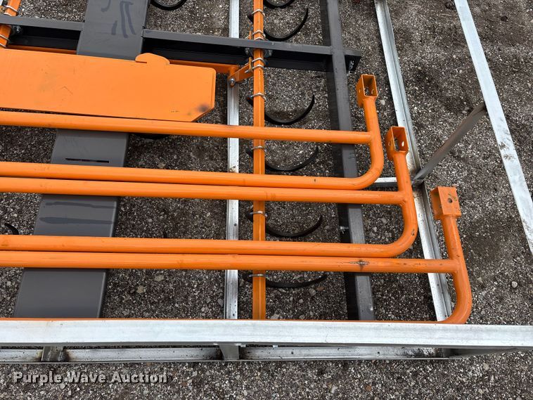 image for item EO4032 Arteer ACG-10 skid steer bale accumulator grapple