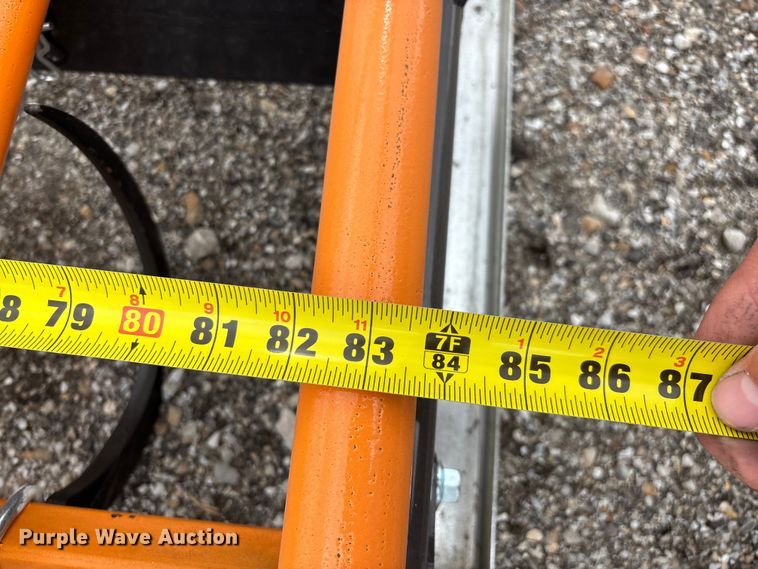 image for item EO4032 Arteer ACG-10 skid steer bale accumulator grapple