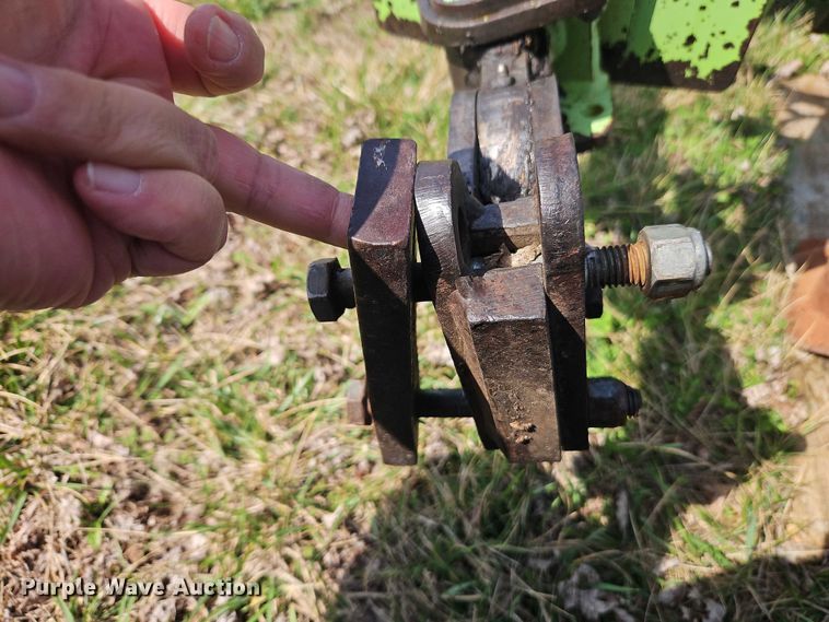 image for item EO7076 Schulte XH1000 rotary mower