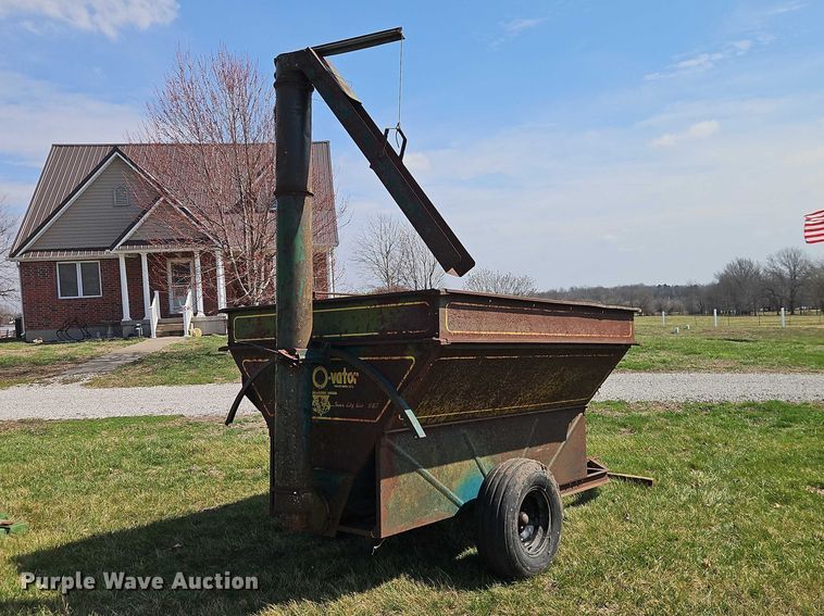 image for item EO7078 North American Mfg grain-O-vator grain cart